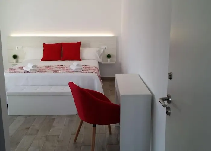 Noka * Cala'N Blanes (Menorca)